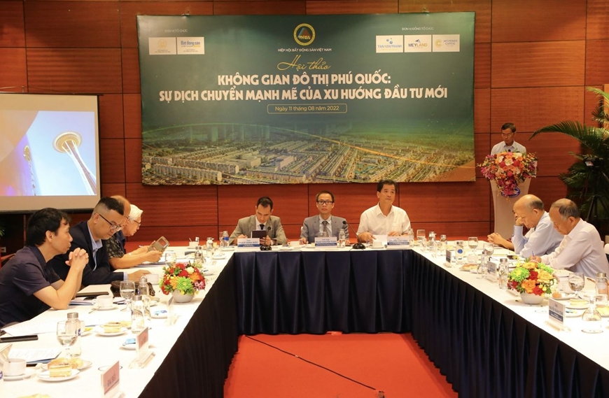 Hội thảo "Không gian đô thị Phú Quốc: Sự dịch chuyển mạnh mẽ của xu hướng đầu tư mới"